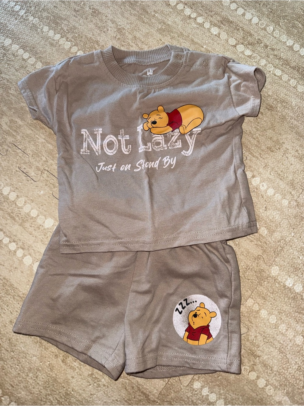 Disney Gray Winnie the Pooh‎ 'Not Lazy' Pajama Set